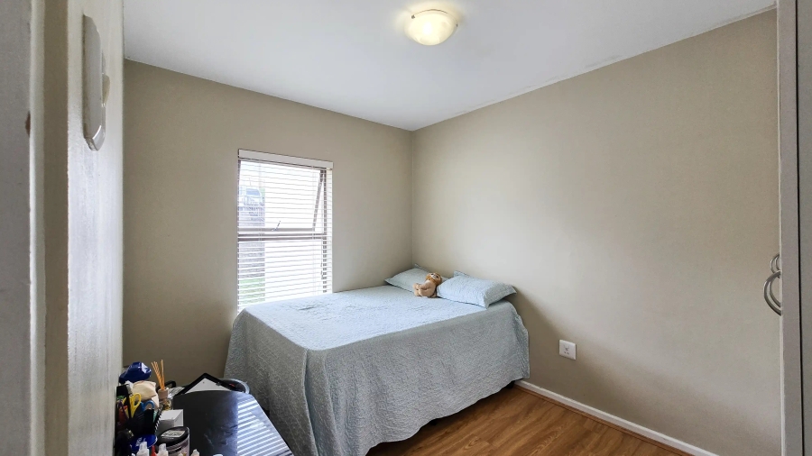 2 Bedroom Property for Sale in Nahoon Valley Park Eastern Cape